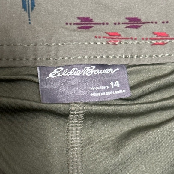 Women's Eddie Bauer Golf 14 Large Skort Olive Green Active Stretch Pockets NWOT - Picture 9 of 10